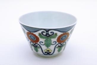 Cup with flower scroll decoration