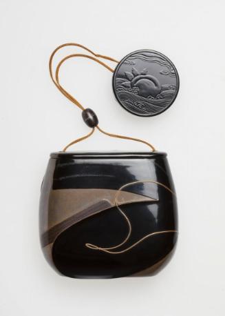Pouch-shaped tobacco container (tonkotsu) with bird-shaped kite