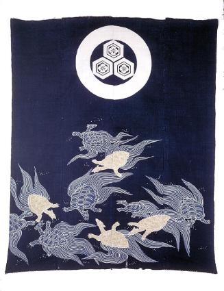 Futon cover with turtles and family crest