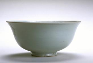 Bowl with dragon and flowers motif