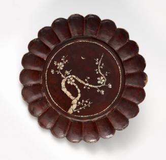 Dish with moon and plum blossoms motif