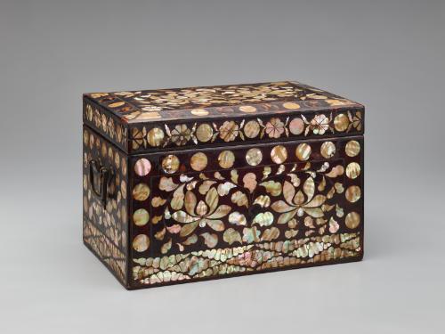 Mother-of-Pearl Lacquerware from Korea