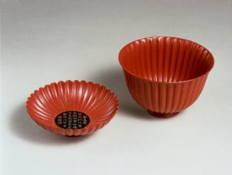 Lidded cups with inscribed poetry by Emperor Qianlong