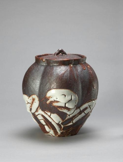 Freshwater jar (mizusashi)