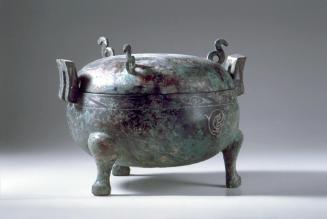 Covered ritual vessel (ding)