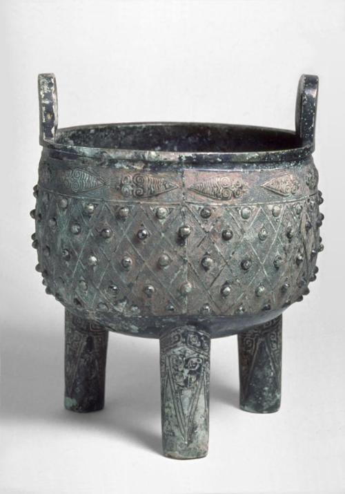 Ritual food vessel (ding)