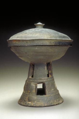 Pedestal Cup with Cover