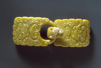 Buckle clasp with a dragon head and clouds