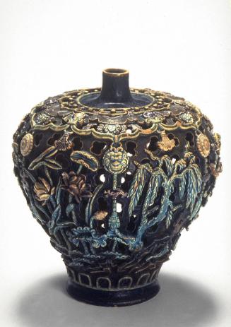 Vase with immortal landscape