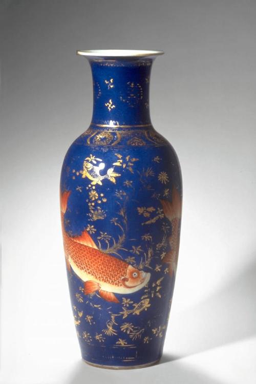 Vase with golden fish