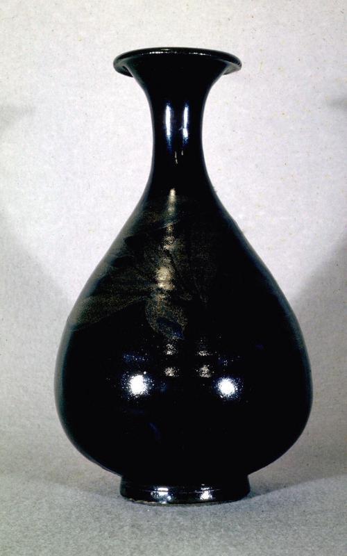 Bottle vase