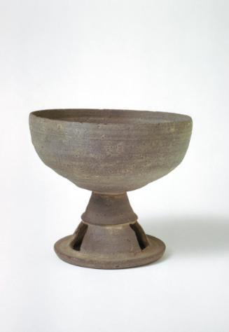 Bowl on stand