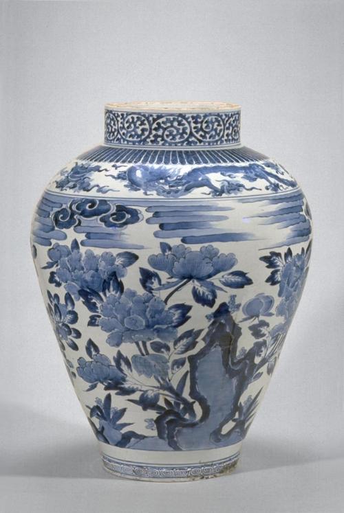 Large jar with chrysanthemum annd peony decoration