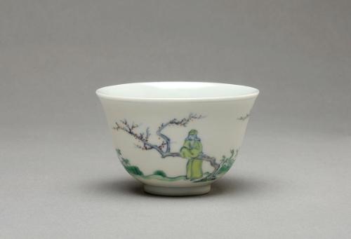 Cup with a scene of a scholar in a garden