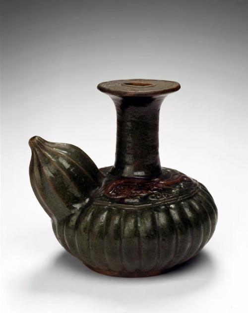 Spouted pouring vessel (kendi)