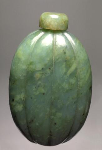 Snuff bottle in the shape of a melon