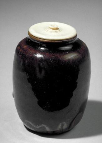 Thick tea container (chaire)