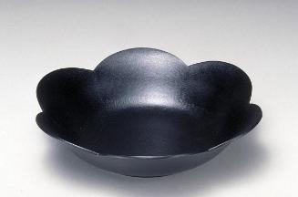 Six-Lobed Dish