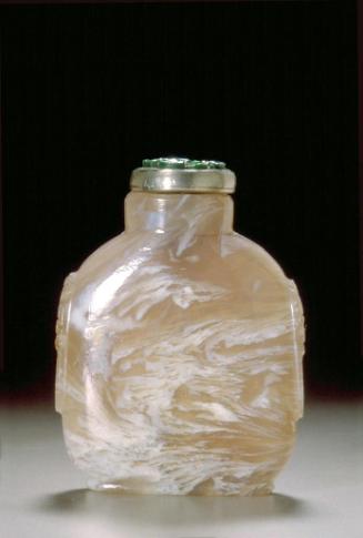 Snuff bottle