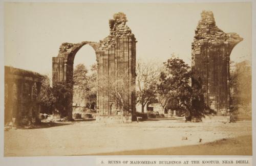 5. Ruins of Mahomedan buildings at the Kootub, near Delhi