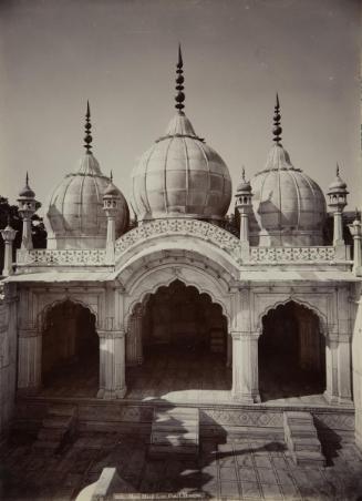 132. Moti Masjid, or Pearl Mosque