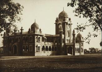 Architectural view of a colonial building