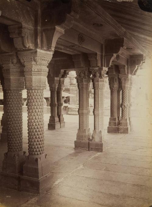 View of columns in an unidentified building