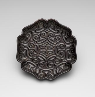 Foliated hexagonal dish