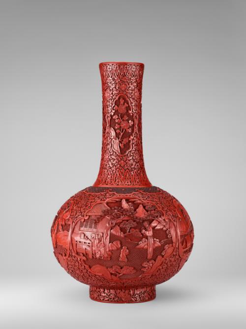 Bottle-shaped vase