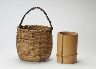 Horned turban shell basket for holding flowers