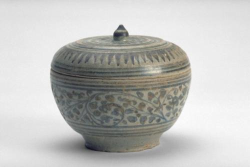 Lidded box